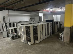 The project required replacing ageing, inefficient split units with afully integrated VRF system, floor by floor.